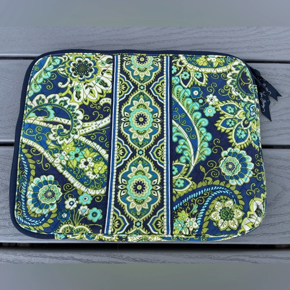 Vera Bradley Laptop Tablet Quilted Sleeve Rhythm & Blues Paisley Multicolor